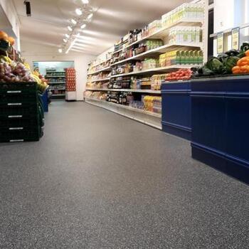 Bilder des Mini-Mix-Marktes mit neuem Bodenbelag von Gerflor